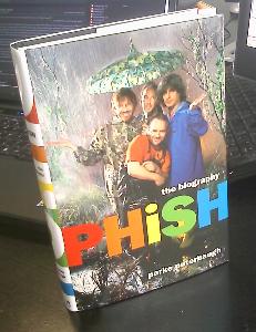 /image.axd?picture=/2009/11/26YearsLater/mini/Phish The Biography 1.jpg