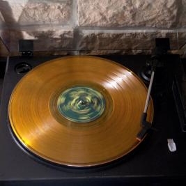 /image.axd?picture=/2012/10/Traveler/mini/Traveler LP.jpg