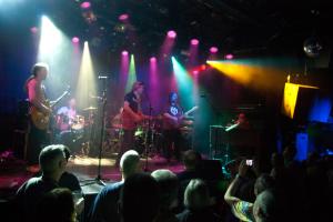 /image.axd?picture=/2012/3/2012-03-14 12 Dark Star Orchestra/mini/Dark Star Orchestra (2).jpg