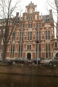 /image.axd?picture=/2012/3/2012-03-14 Amsterdam/mini/7 Canal Boat tour (15).jpg