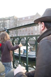 /image.axd?picture=/2012/3/2012-03-15 Amsterdam/mini/3 Look Daddy, boats!.jpg