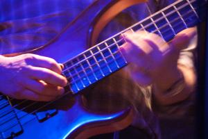 /image.axd?picture=/2012/3/2012-03-16 08 Mike Gordon/mini/Mike Gordon (25).jpg