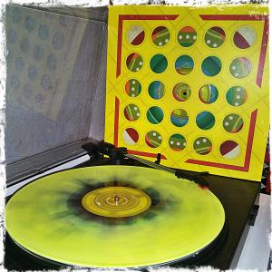/image.axd?picture=/2015/11/Vinyls/mini/Paper Wheels VinylOfTheDay.jpg
